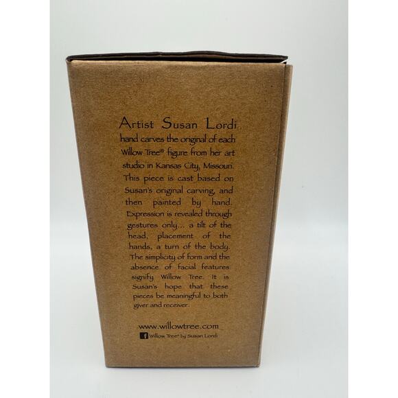 Willow tree Susan Lordi Abundance 2019 Ornament - Picture 2 of 7